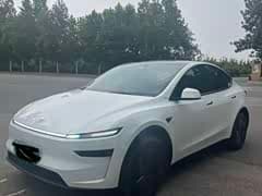 Model Y 2025款 长续航全轮驱动版