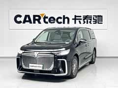 岚图梦想家 2025款 PHEV 四驱旗舰鲲鹏版