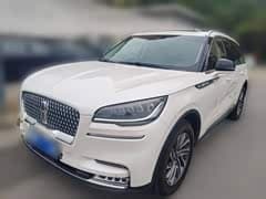 飞行家 2023款 3.0T V6 四驱尊享巡航版 六座