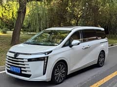 传祺E8 2024款 荣耀系列 2.0L 荣耀版