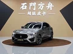 Levante 2019款 3.8T GTS