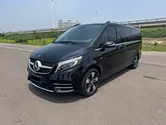 奔驰V级 2020款 V 260 L 长轴距豪华版