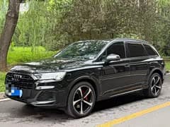 奥迪Q7 2022款 55 TFSI quattro S line冰雪运动版