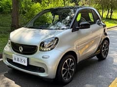 smart fortwo 2015款 1.0L 52千瓦硬顶激情版