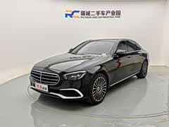 奔驰E级新能源 2022款 改款 E 350 e L 插电式混合动力轿车