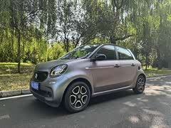 smart forfour 2016款 0.9T 66千瓦先锋版