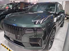 领克09 EM-P 2024款 2.0TD EM-P 四驱ULTRA 六座