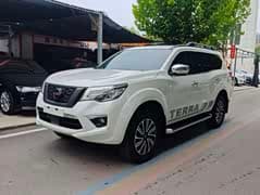 Nissan Terra