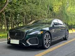捷豹XFL 2021款 XFL 2.0T P250 两驱尊享豪华版