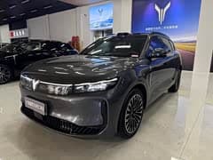 岚图FREE 2025款 FREE+ 后驱乾崑版
