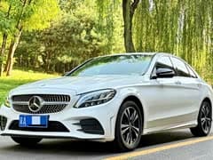 奔驰C级 2019款 C 260 运动版