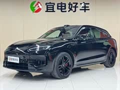 问界M5 2024款 增程 Max RS 四驱高阶智驾版