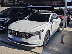 奔腾B70 2022款 第三代 2.0T 自动驭享型