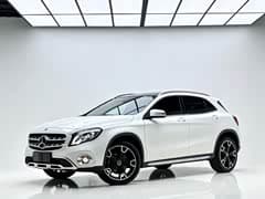 奔驰GLA 2017款 GLA 220 4MATIC 时尚型