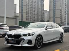 宝马5系 2025款 530Li 领先型 M运动套装