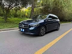奔驰B级 2021款 B 200 动感型