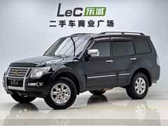 帕杰罗(进口) 2018款 3.0L 自动尊贵版