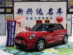MINI 2022款 1.5T COOPER 艺术家